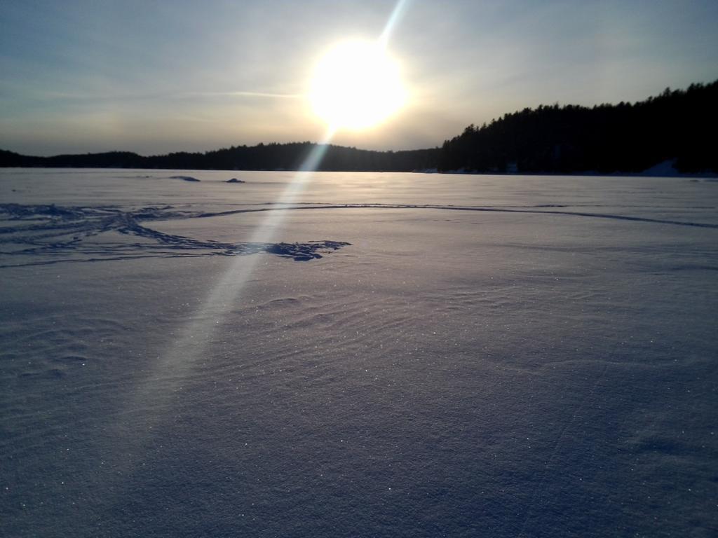 Little Hawk Resort & Marina Algonquin Highlands Екстер'єр фото