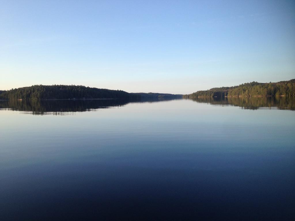 Little Hawk Resort & Marina Algonquin Highlands Екстер'єр фото